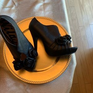 Wild Rose Black High Heels